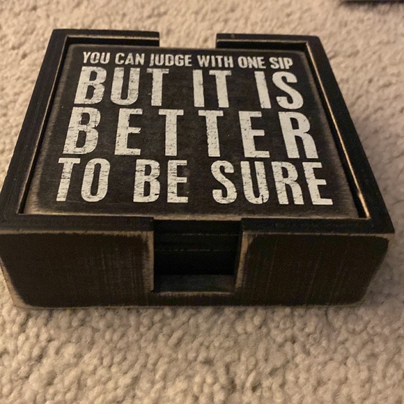 ALL IN ONE Wine book & Mikasa bottle topper & Love coasters & wooden coasters - Picture 7 of 7